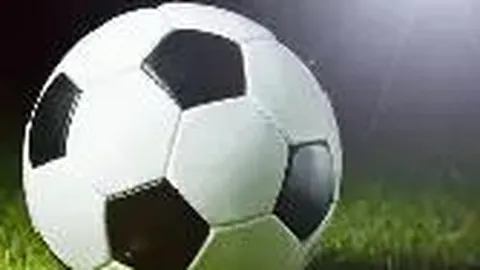 我校女足再夺“省长杯”桂冠，挺进省运会决赛